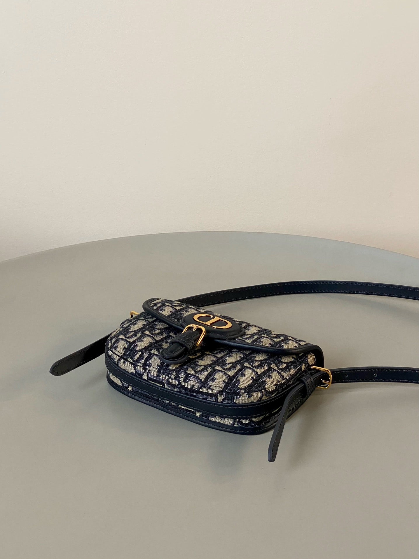 BOBBY EAST-WEST BAG 17 IN BLACK OBLIQUE JACQUARD