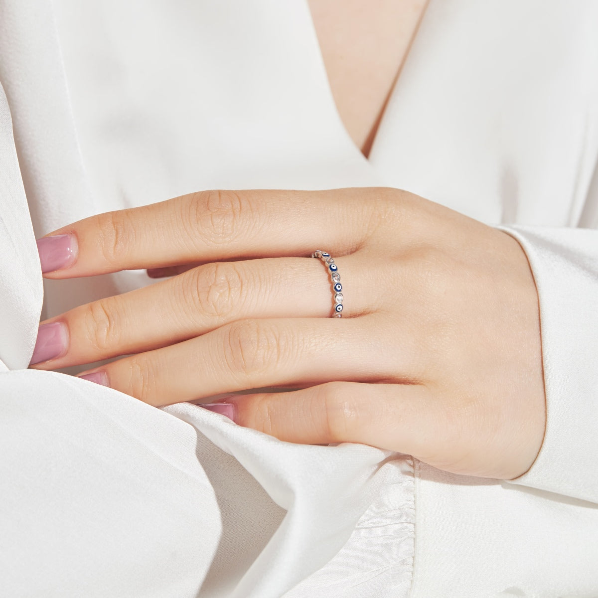 [Clover Jewelery]Sparkling Vibrant Round Shape Daily Ring