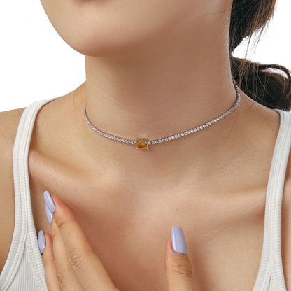 [Clover Jewelery] 2,0 Karat verzierte Halskette im Smaragdschliff