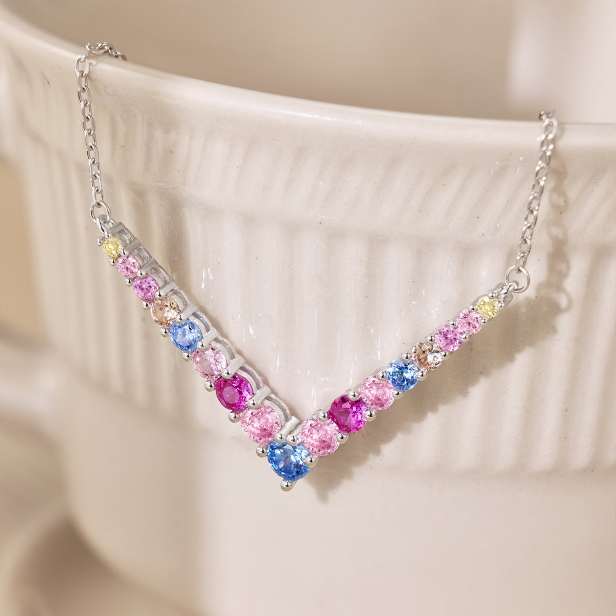 [Clover Jewelery]Ornate Round Cut Necklace