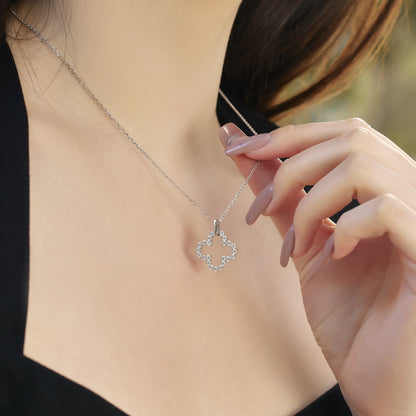 [Clover Jewelery]Four-Leaf Clover Hollow Design Exquisite Necklace