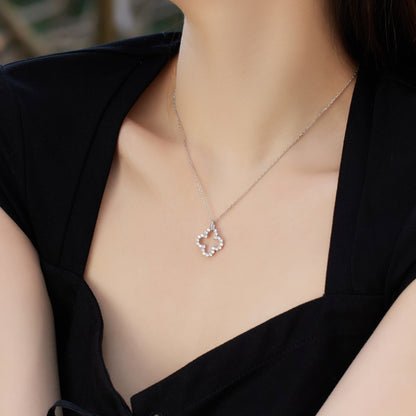 [Clover Jewelery]Four-Leaf Clover Hollow Design Exquisite Necklace