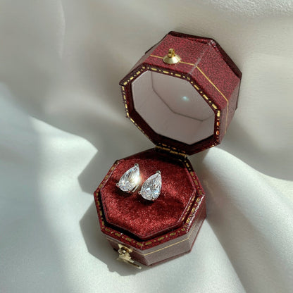 [Clover Jewelry] Verzierte Ohrringe in Wassertropfenform