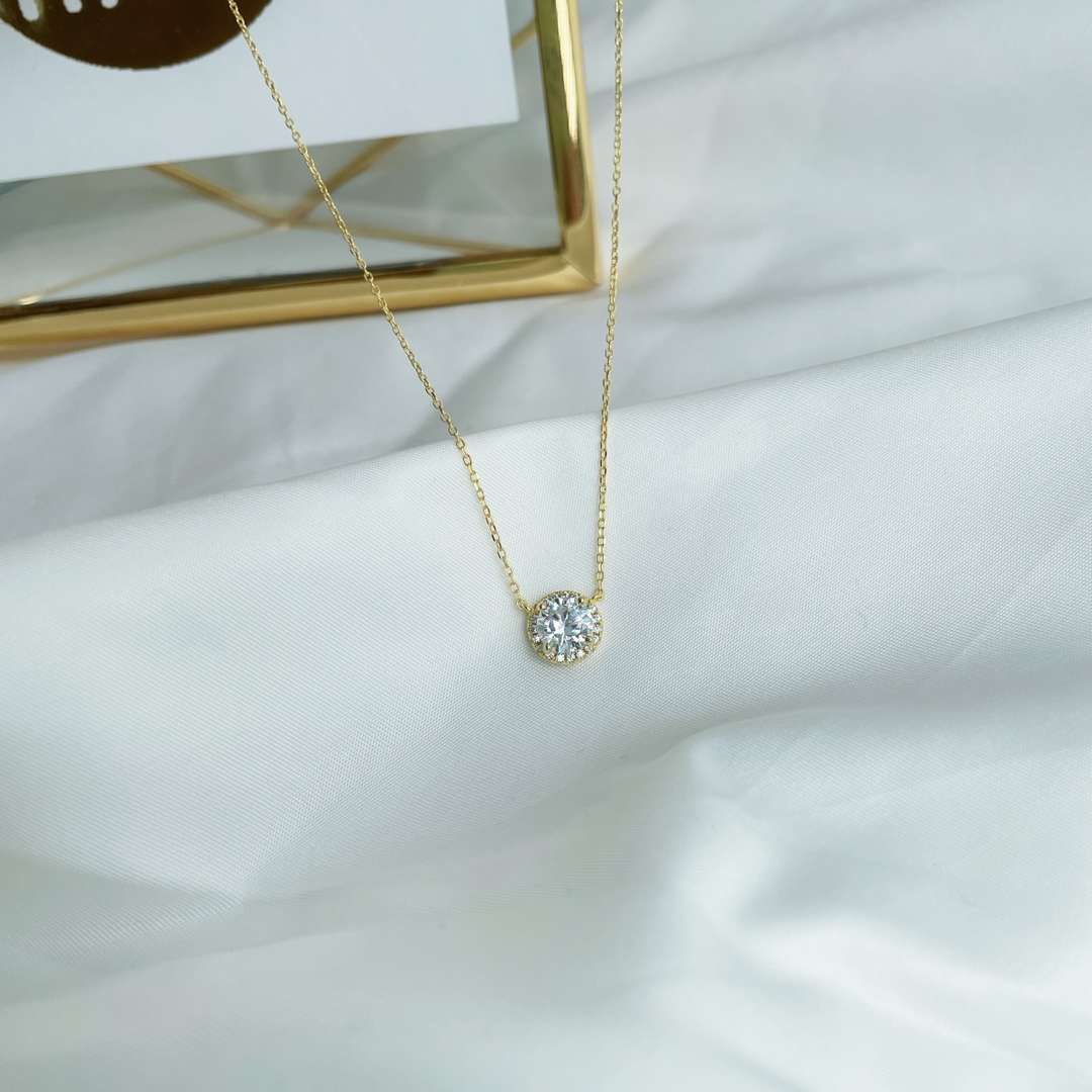 [Clover Jewelry]ラグジュアリーラウンドカットネックレス