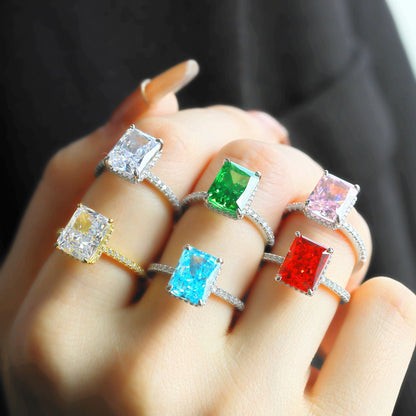 [Clover Jewelery] Luxuriöser Verlobungsring mit 4,0 Karat