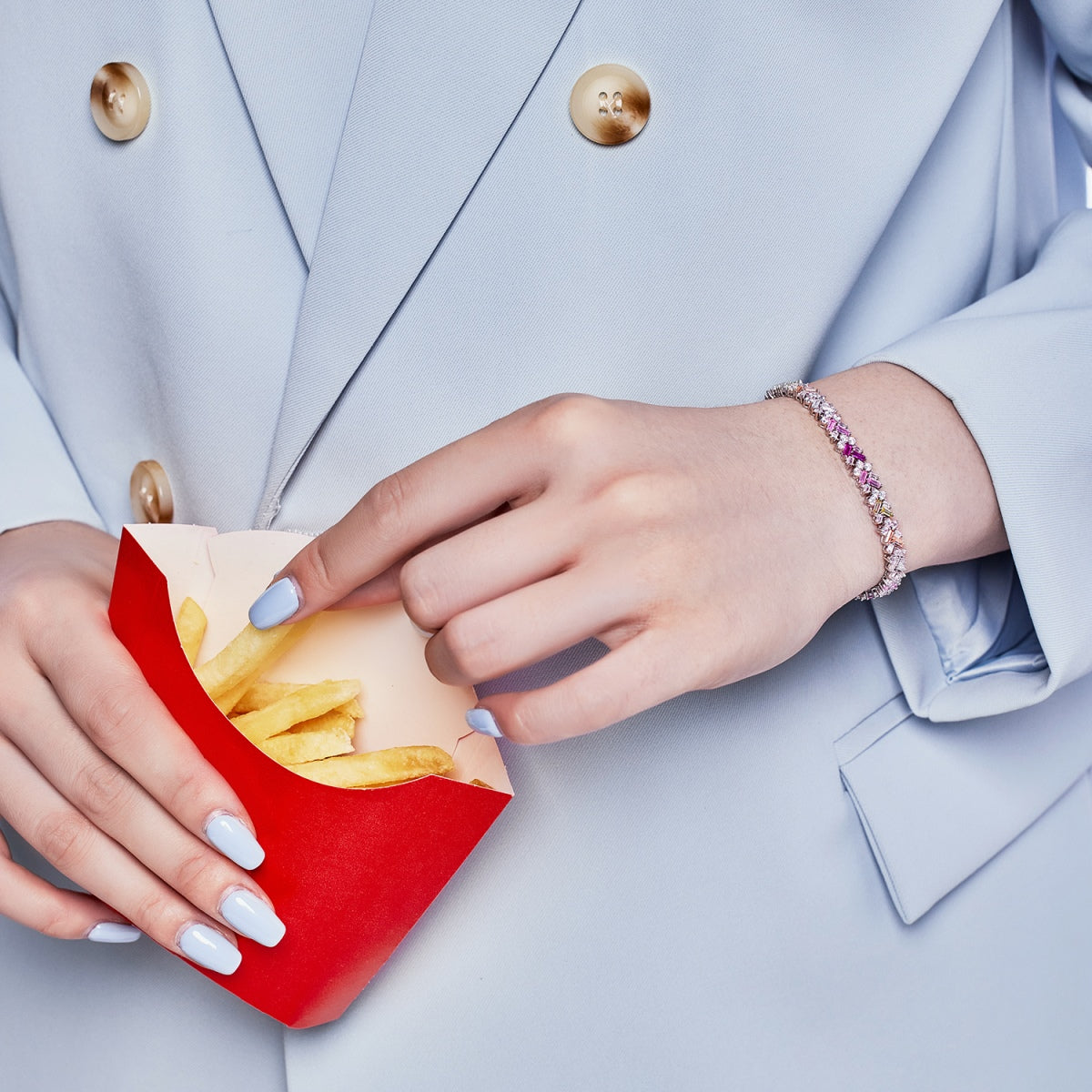 [Clover Jewelery]Dazzling Unique Multi Shape Daily Bracelet