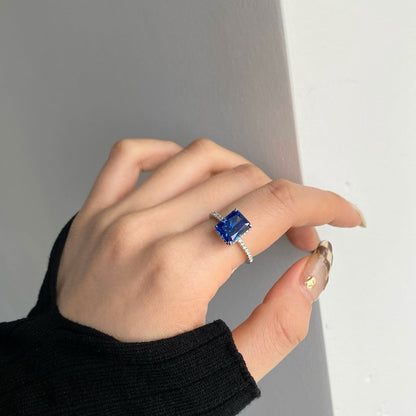 [Clover Jewelery] Luxuriöser Verlobungsring mit 4,0 Karat