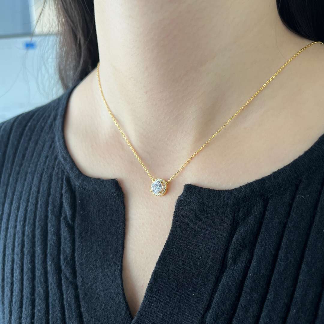 [Clover Jewelry]ラグジュアリーラウンドカットネックレス