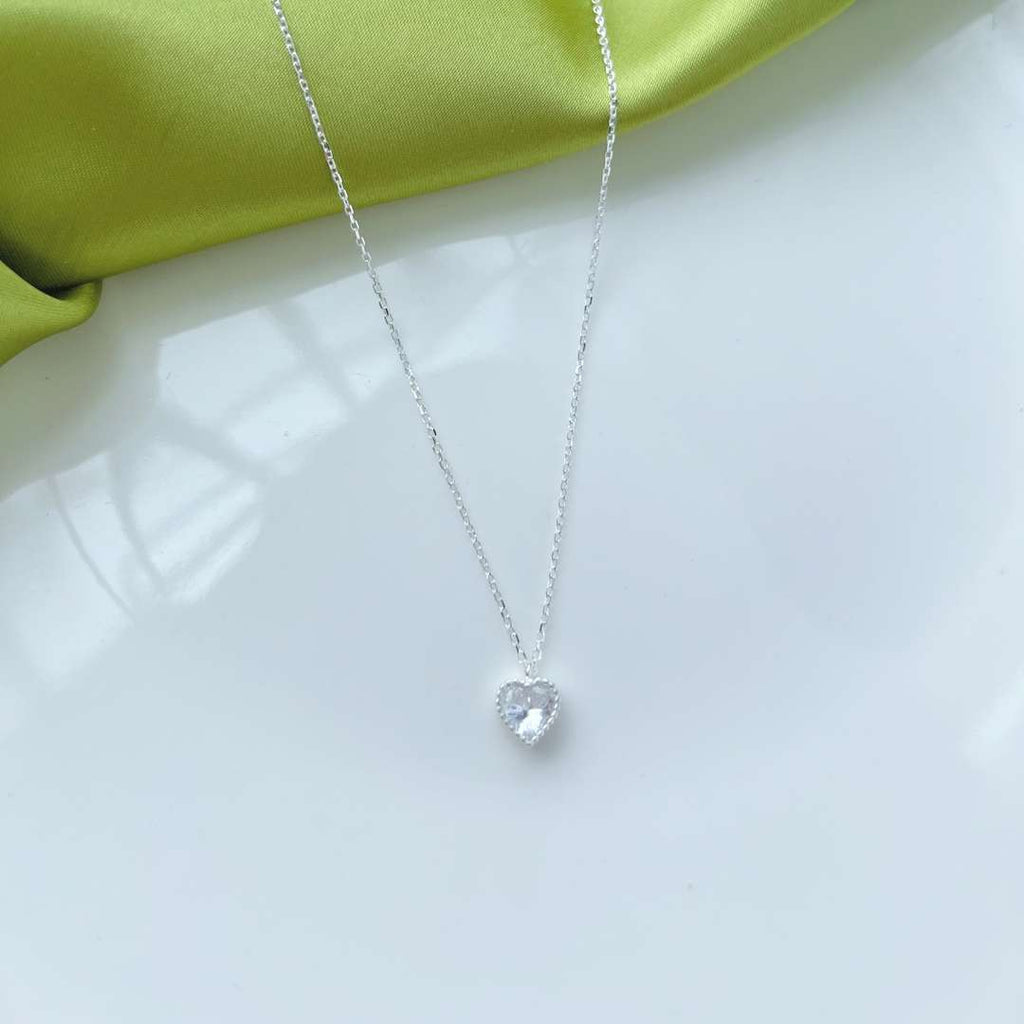 [Clover Jewelry]Aufwendige Herzkette