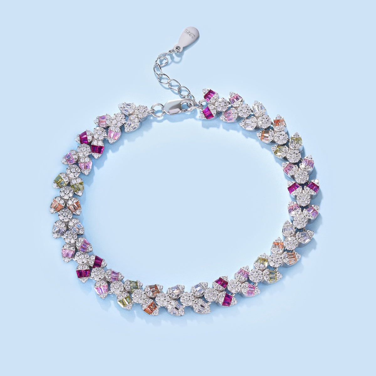 [Clover Schmuck]Zierliches exquisites blütenförmiges Armband für jeden Tag