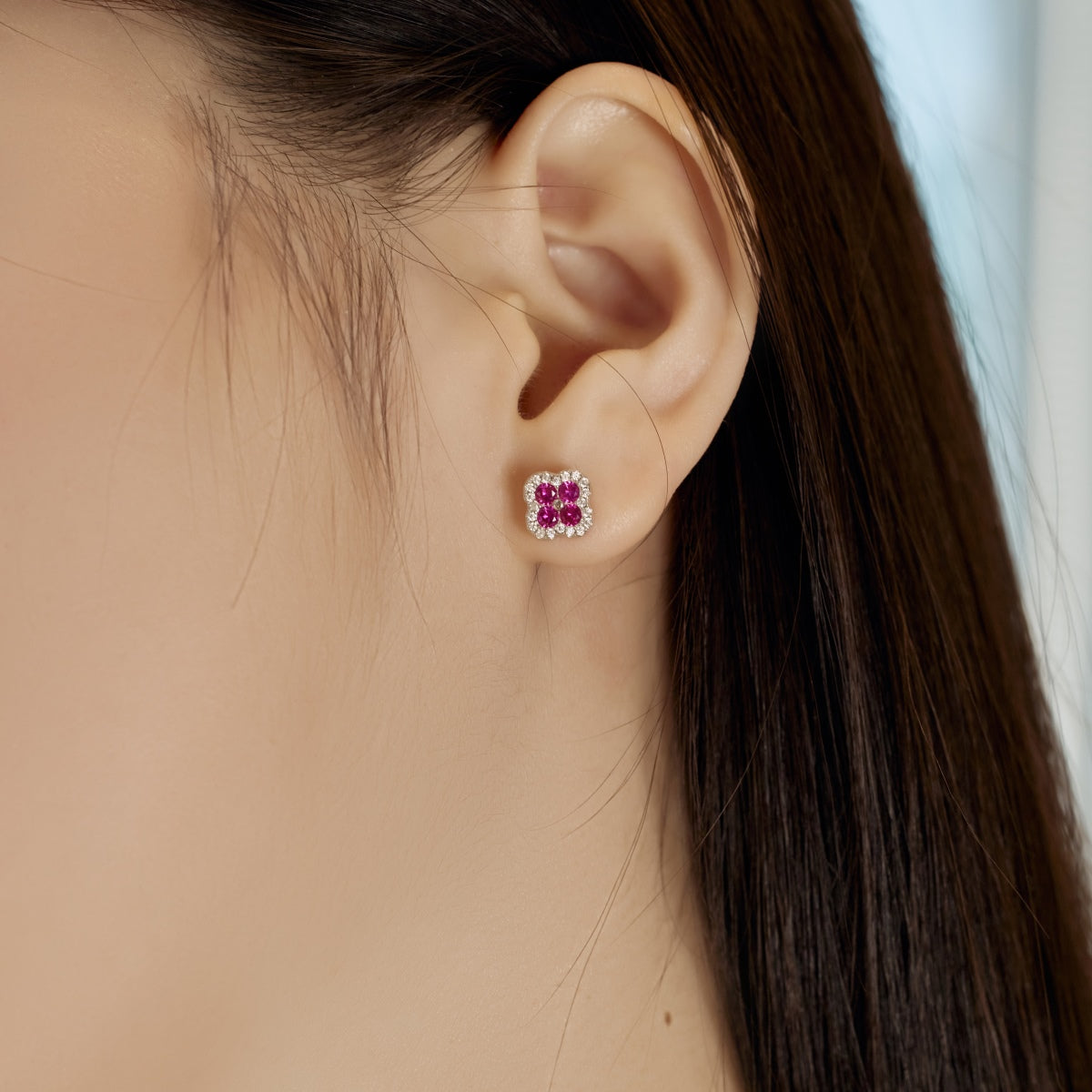 [Clover Jewelry]四つ葉のクローバー型ピアス