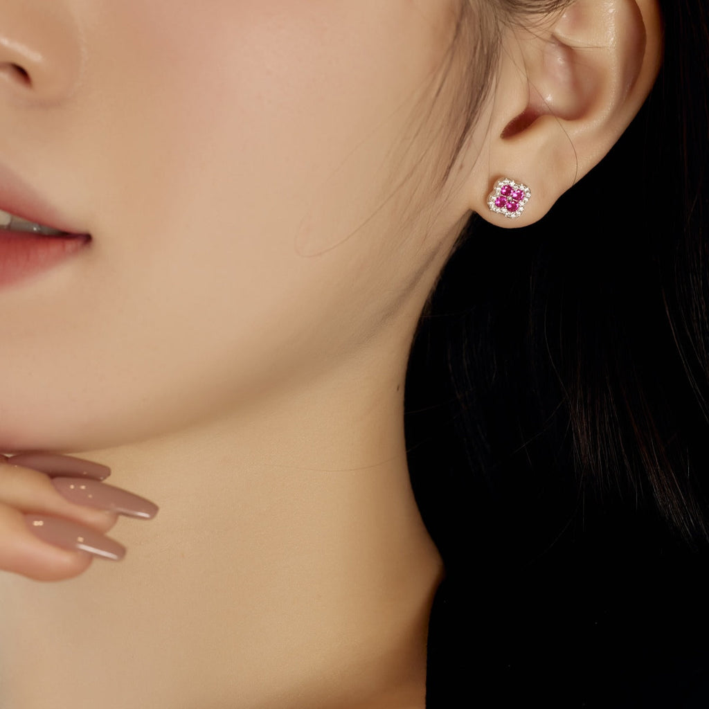[Clover Jewelry]四つ葉のクローバー型ピアス