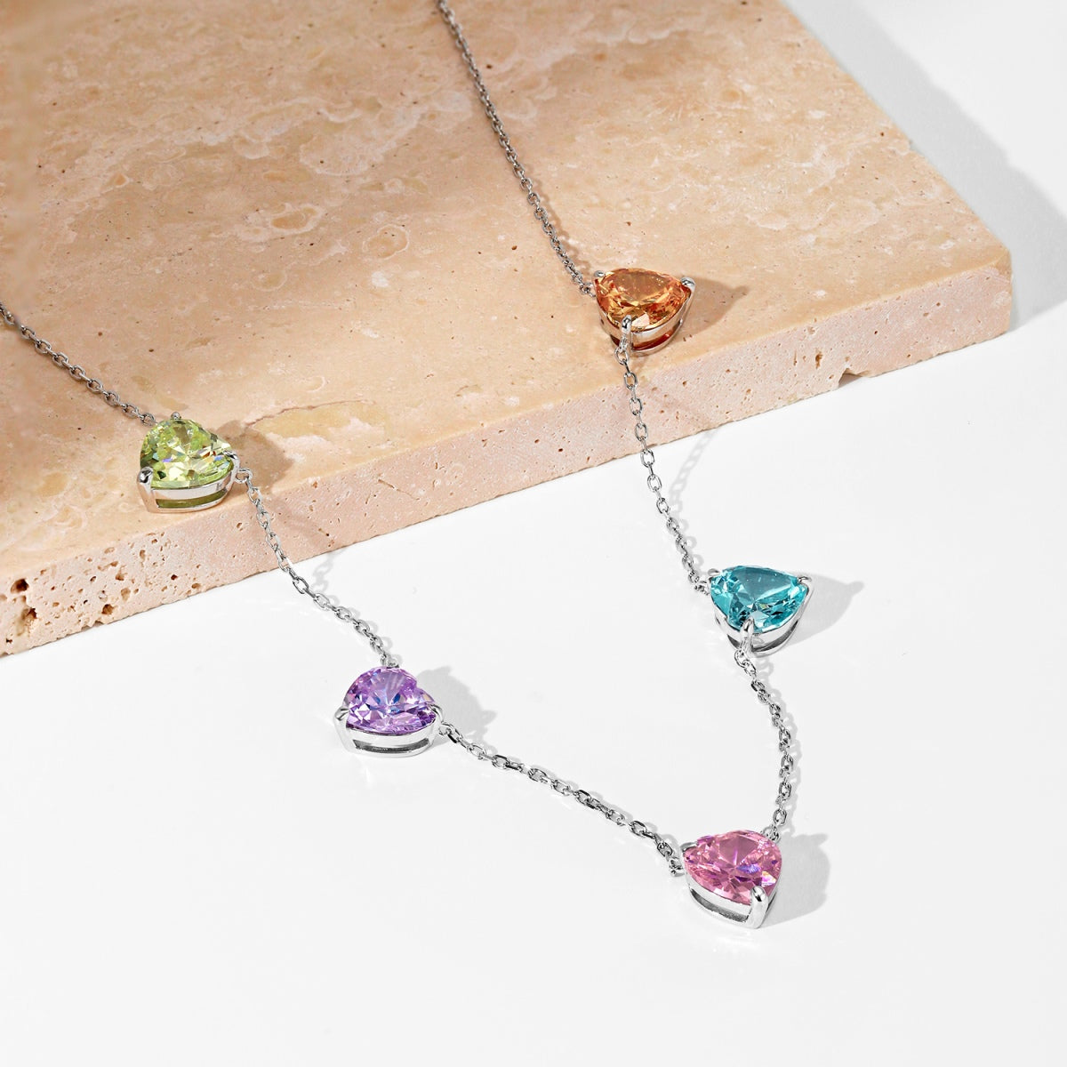 [Clover Jewelery]Sparkling Colorful Heart Cut Necklace
