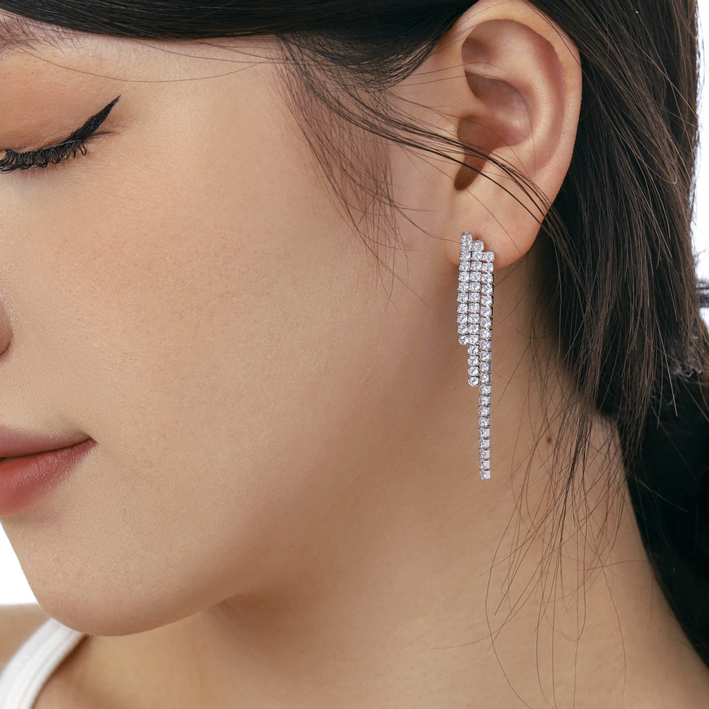 [Clover Jewelry]Luxuriöse zierliche Bankett-Ohrringe