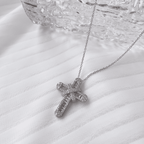 [Clover Jewelry] かすみ草とダイヤモンドのネックレス