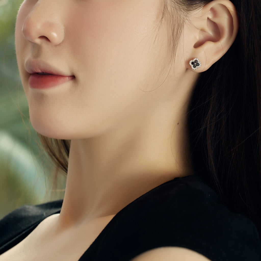 [Clover Jewelry]四つ葉のクローバー型ピアス