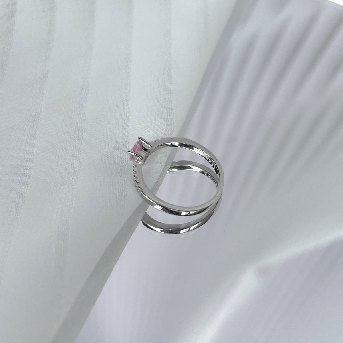 [Clover Jewelery]0.5 Carat CaratEternity Charming Heart Shape Lover Ring
