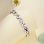 [Clover Jewelry]Exquisites, reich verziertes Smaragd-Schliff-Armband für jeden Tag