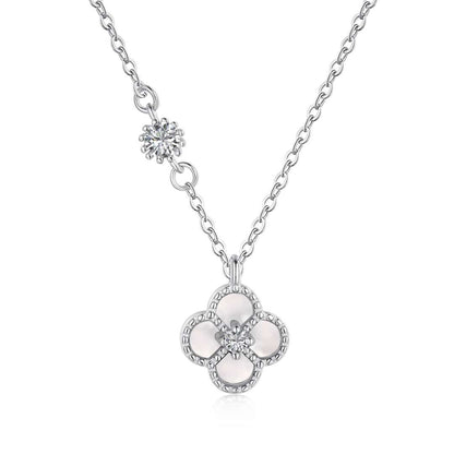 [Clover Jewelry]Zarte Halskette in Blumenform