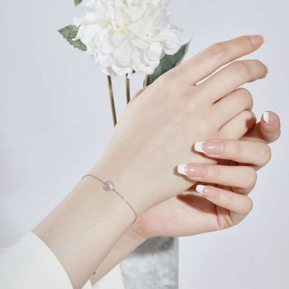 [Clover Jewelery]Heart-Shaped Gentle and Versatile Bracelet