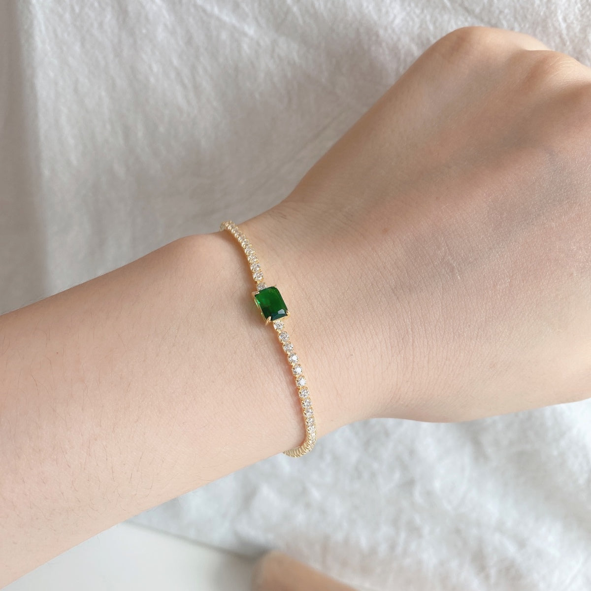 [Clover Jewellery]1,0 Karat einzigartiges Bankettarmband im Smaragdschliff
