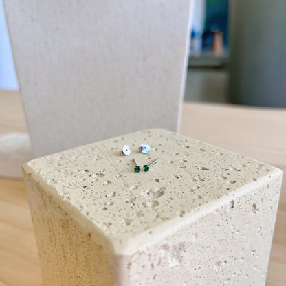 [Clover Jewelry] Zarte Solitär-Ohrringe