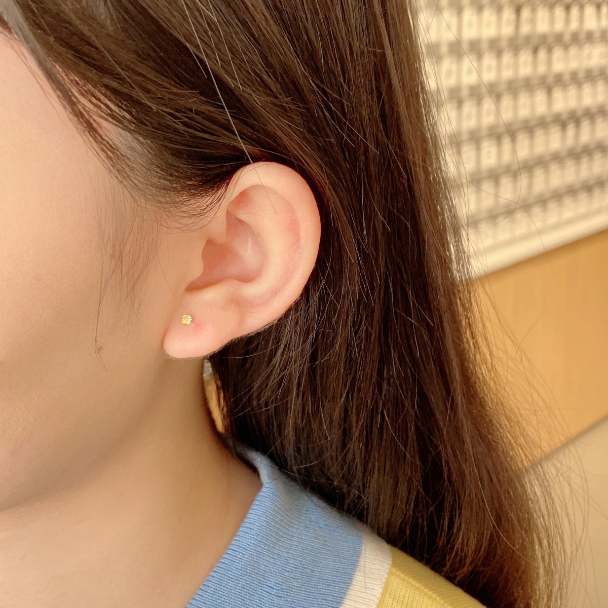 [Clover Jewelry] Zarte Solitär-Ohrringe