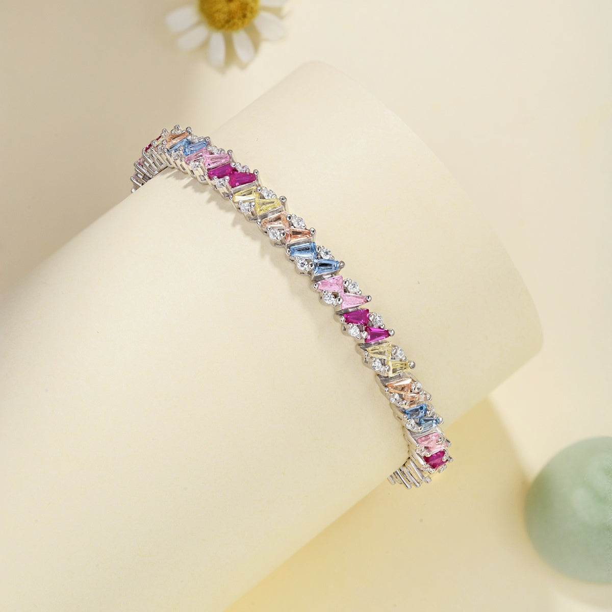 [Clover Jewelery]Ornate Sparkling Multi Cut Party Bracelet