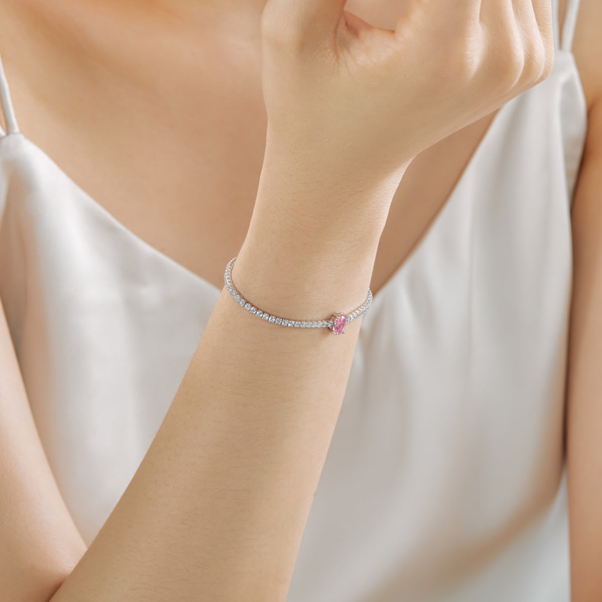 [Clover Jewelry]0.75 Karat Exquisites ovales Armband für jeden Tag