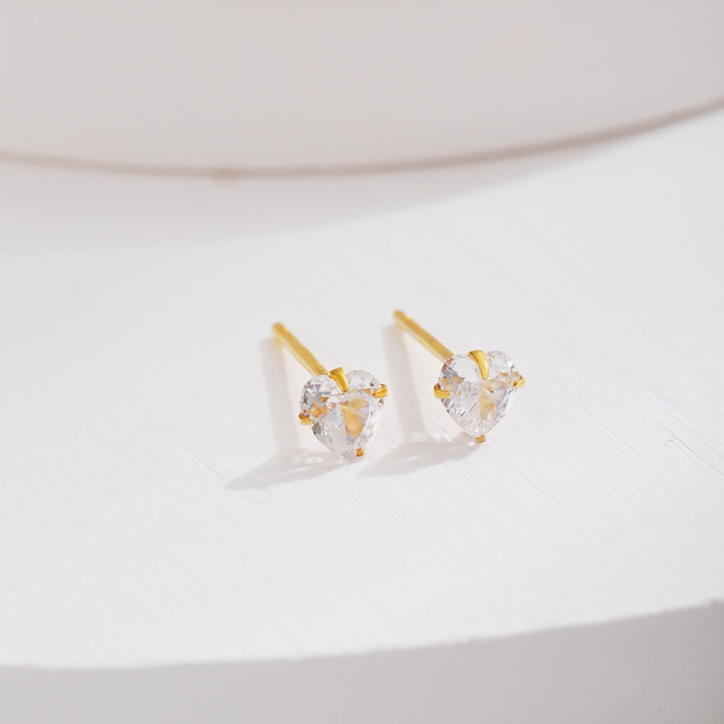 [Clover Jewelry]Funkelnde herzförmige schlichte Ohrringe