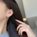 [Clover Jewelry]華奢なリボン型ピアス