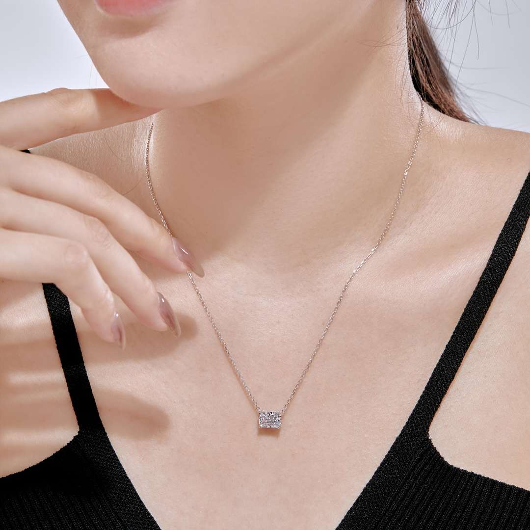 [Clover Jewelry]Luxuriöse quadratische, bunte Halskette