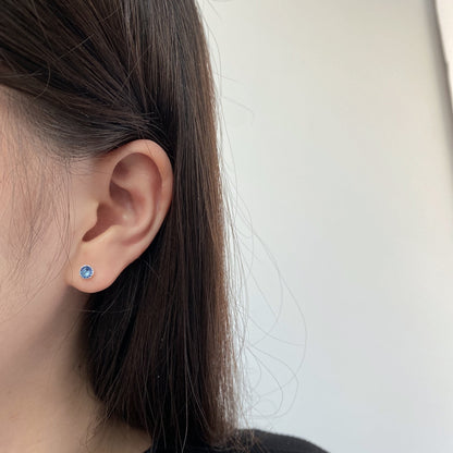 [Clover Jewelry] Funkelnde bunte Ohrringe in runder Form