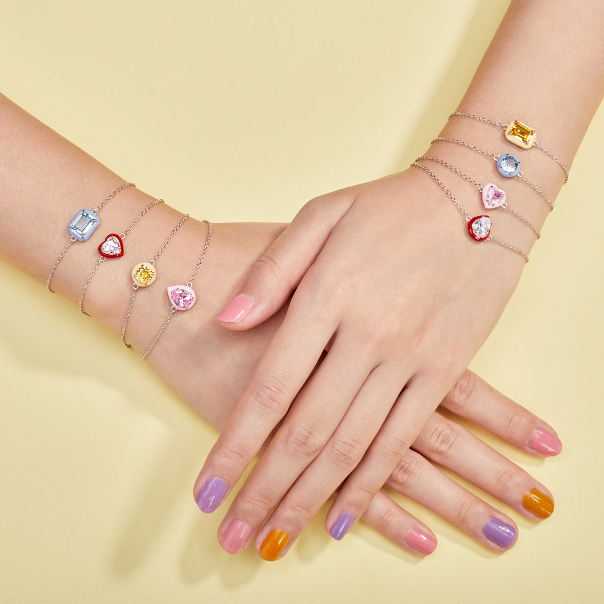 [Clover Jewellery] 2,0 Karat funkelndes buntes Armband im Smaragdschliff