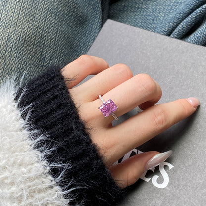 [Clover Jewelery] Luxuriöser Verlobungsring mit 4,0 Karat