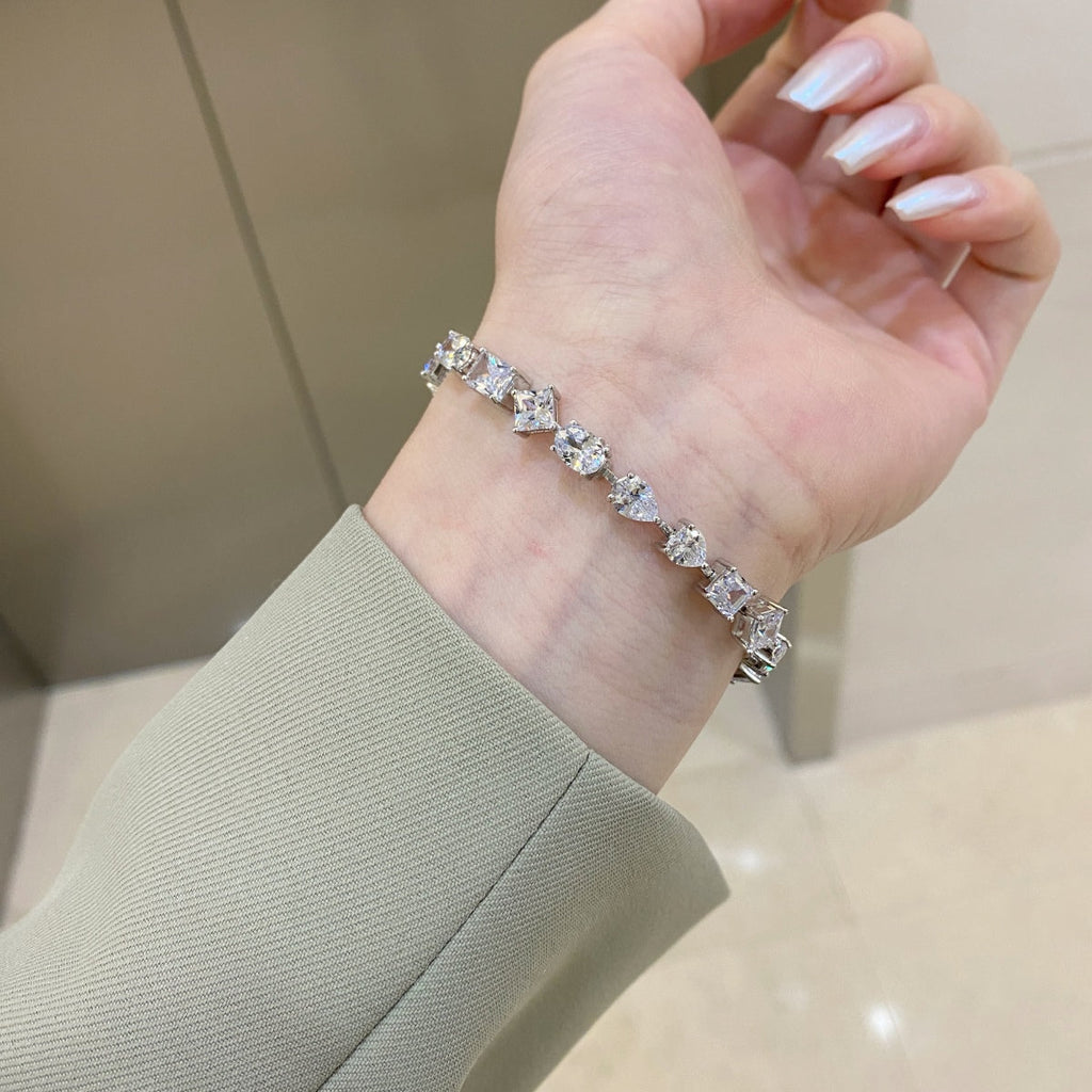 [Clover Jewelry]Einzigartiges Exquisites Armband für jeden Tag mit verschiedenen Schliffen