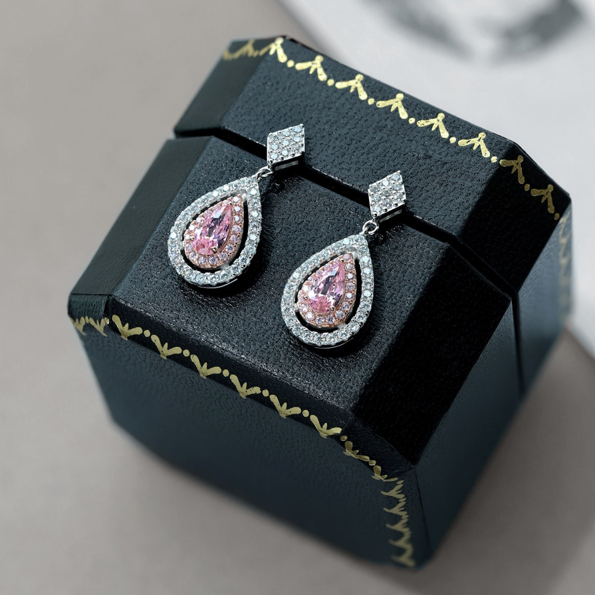 [Clover Jewelry]Aufwendige zarte Wassertropfen-Bankett-Ohrringe