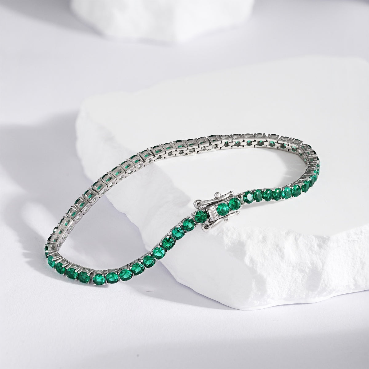 [Clover Jewelry]Funkelndes buntes Partyarmband mit rundem Schliff