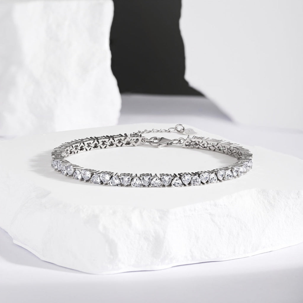 [Clover Jewelry]Funkelndes romantisches Herzform-Armband für Verliebte