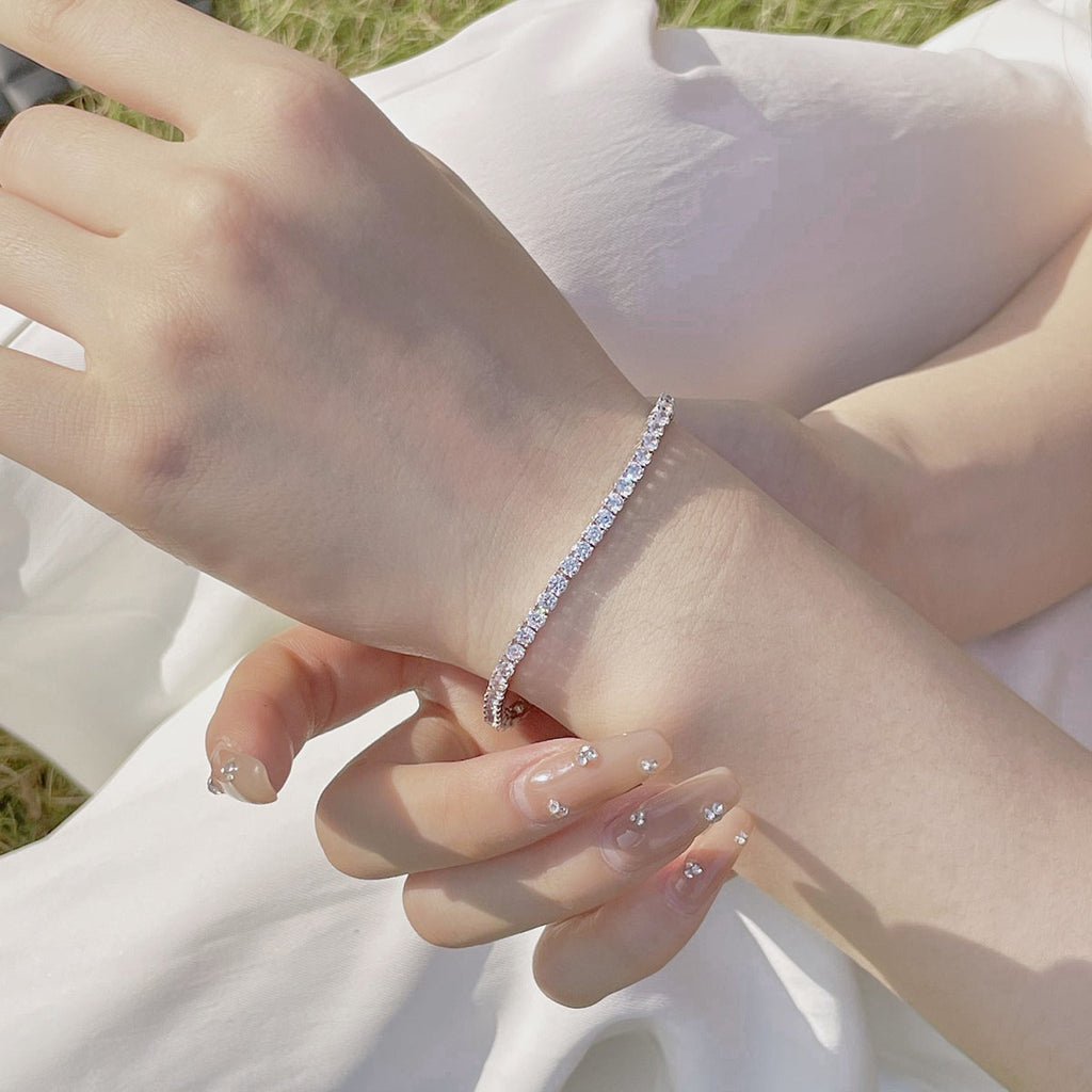 [Clover Jewelry]Funkelndes buntes Partyarmband mit rundem Schliff