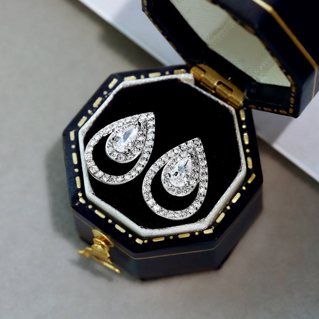 [Clover Jewelry]Funkelnde filigrane Ohrringe in Tropfenform für jeden Tag