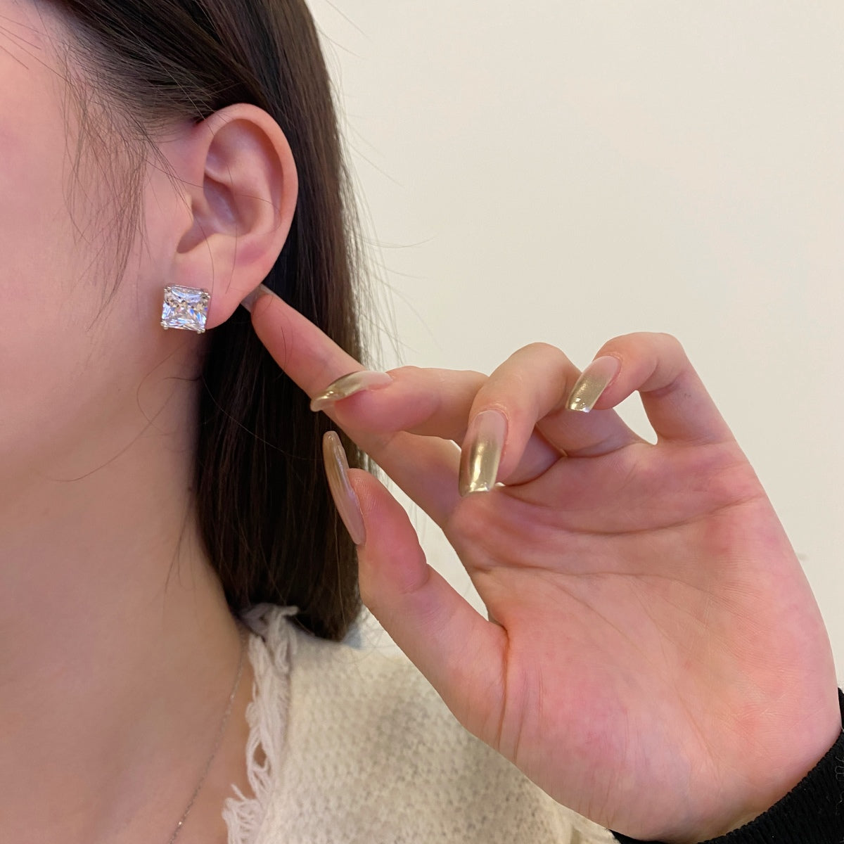 [Clover Jewelry] Zarte quadratische Ohrringe