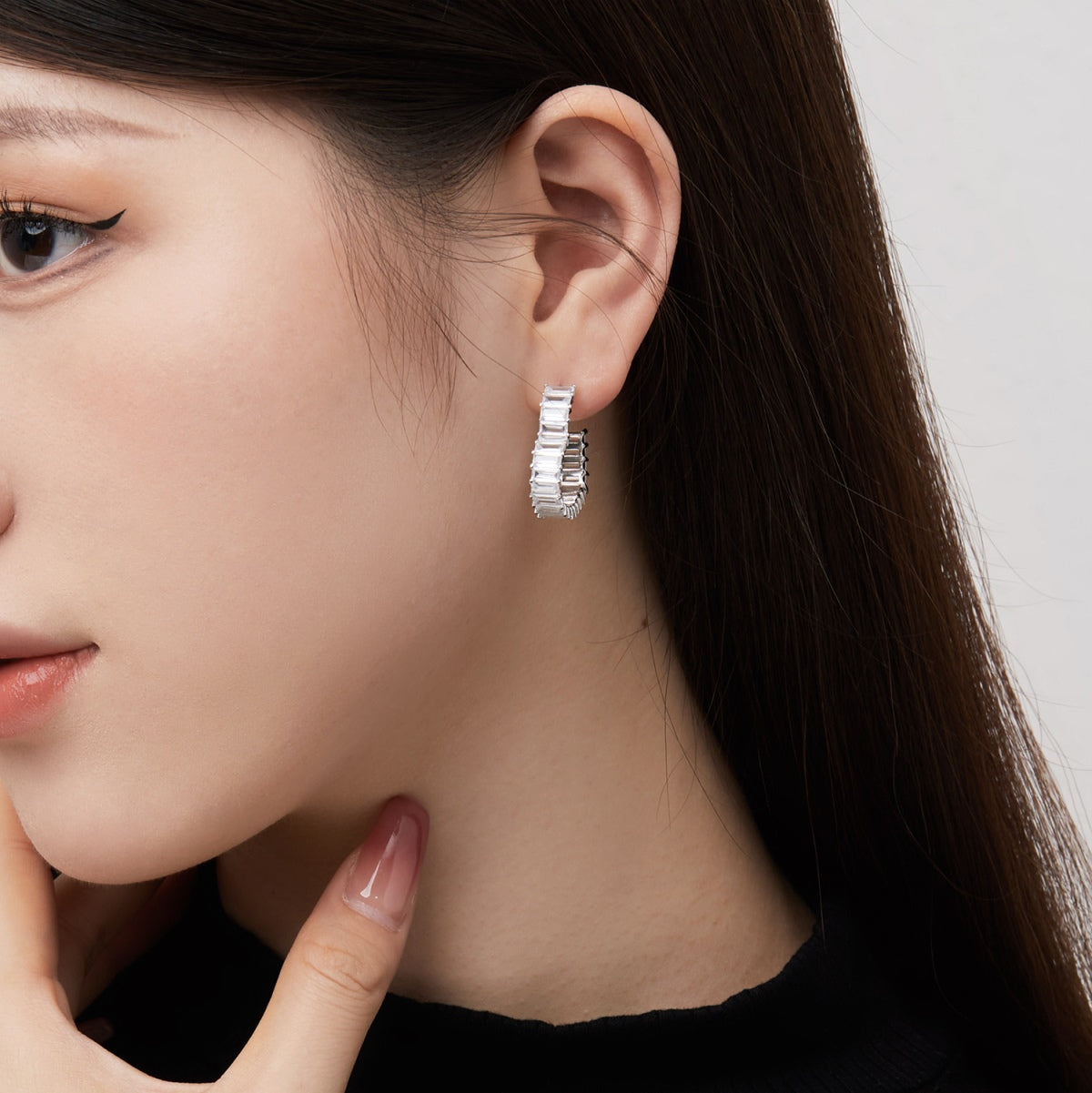 [Clover Jewelry]ラディアントハートカットアウトピアス