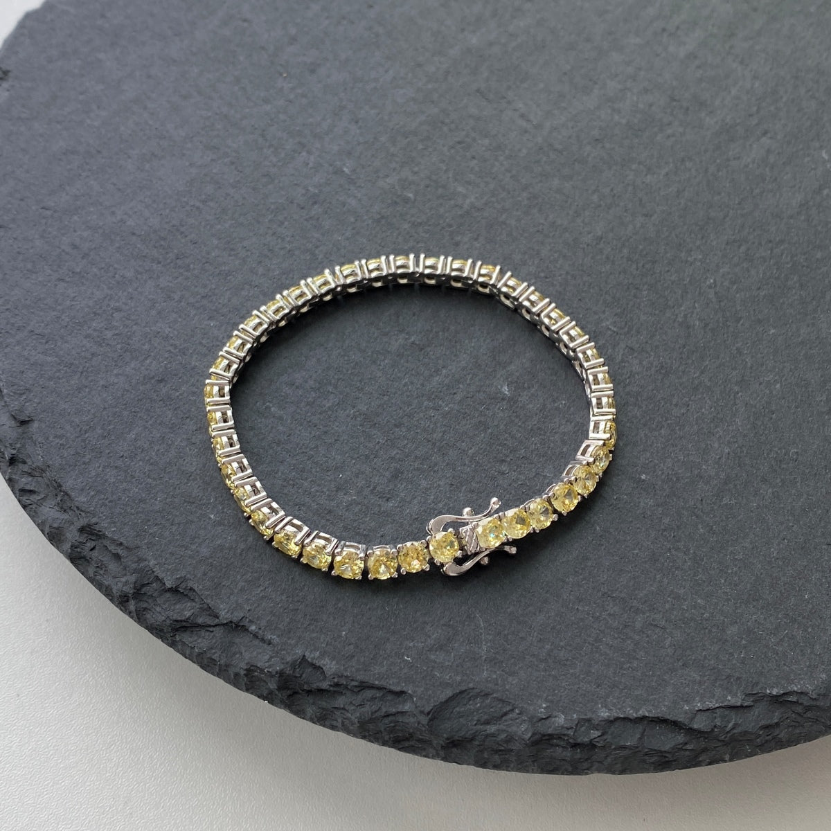 [Clover Jewelery]Ornate Dazzling Round Cut Tennis Bracelet