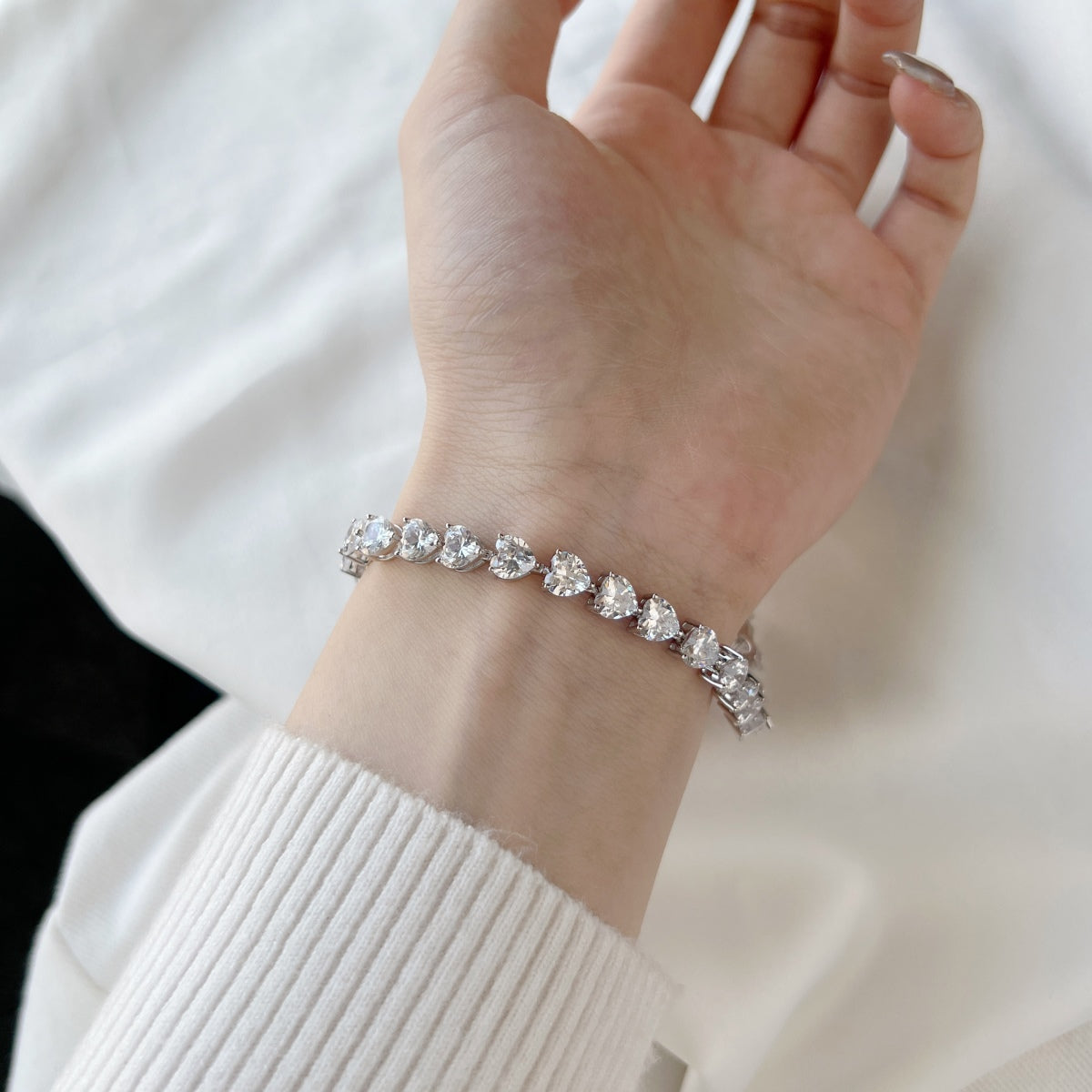 [Clover Jewelry]0.75 Karat Elegantes romantisches Herzform Liebhaber Armband
