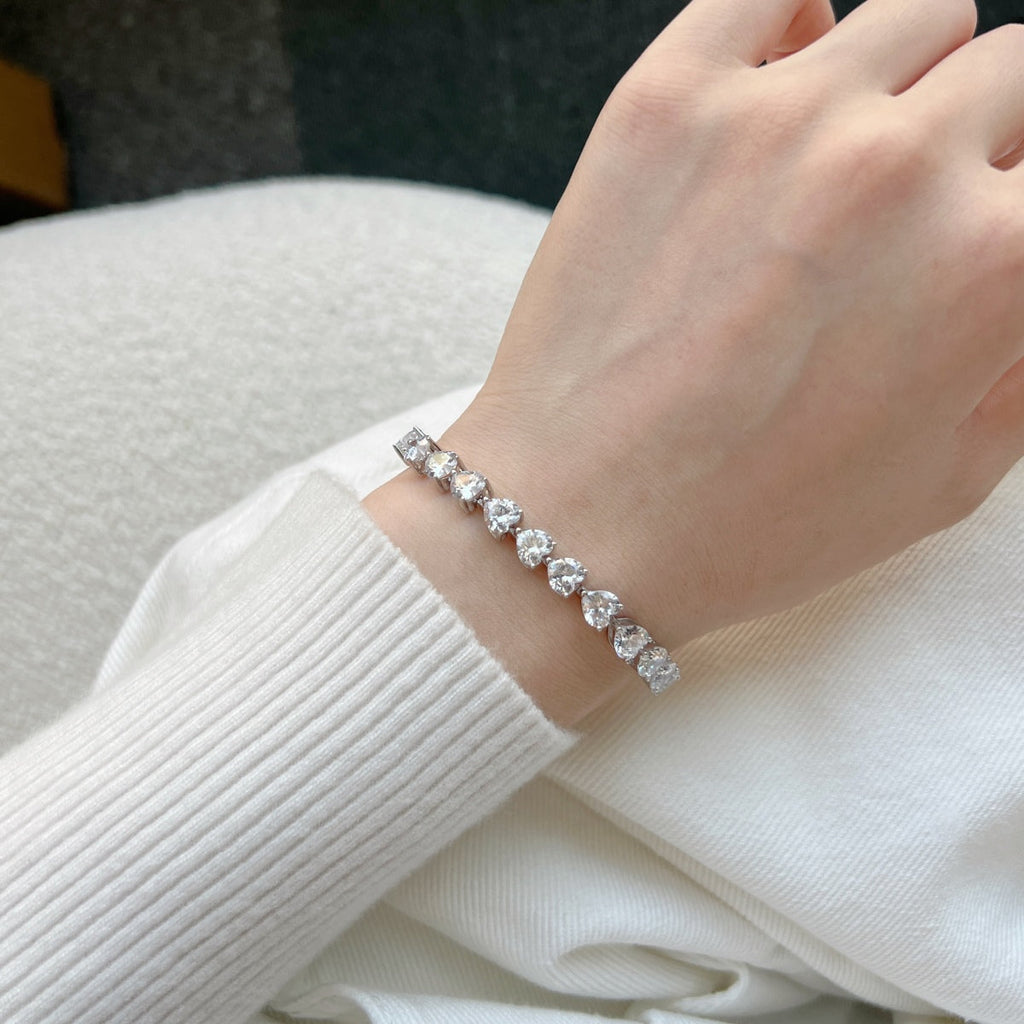 [Clover Jewelry]0.75 Karat Elegantes romantisches Herzform Liebhaber Armband