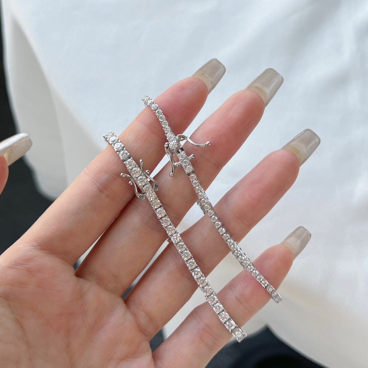 [Clover Jewelry]Schillerndes, exquisites Armband im Rundschliff für den Alltag