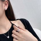 [Clover Jewelry]Funkelnde herzförmige Liebhaber-Ohrringe