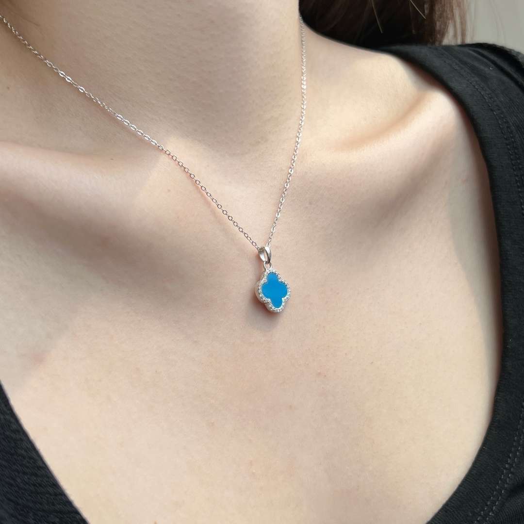 [Clover Jewelry]Zarte Blumenhalskette