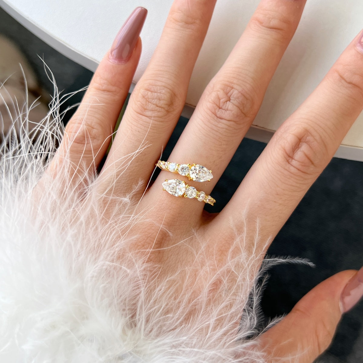 [Clover Jewelry]Zarter, lebhafter Ring in Schlangenform für den Alltag